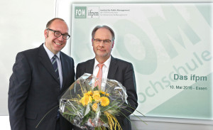 Prof. Dr. Thomas Heupel und Prof. Dr. Gottfried Richenhagen (v.l., Foto: Tom Schulte)