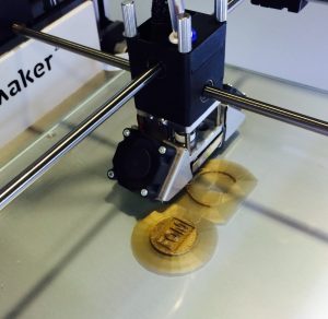 Der 3D-Drucker war während der WissensNachtRuhr fast ununterbrochen im Einsatz.