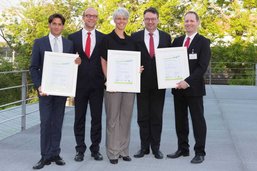 Freuten sich über EffizienzCluster Awards: Niko Hossain, Thorsten Hülsmann, Dr. Kerstin Dobers, Prof. Dr. Uwe Clausen und Prof. Dr. Matthias Klumpp (v.l.).