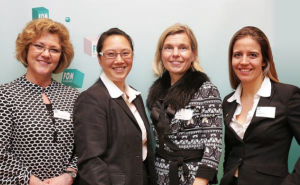 Prof. Dr. Fichtner-Rosada, Prof. Dr. Soei-Winkels, Prof. Dr. Seng und Prof. Dr. Naskrent (v.l., Foto: Tom Schulte)