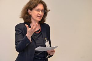 Prof. Dr. Lévy-Tödter bei der Veranstaltung "FOMPreneurs - Gründungstipss für Fortgeschrittene"