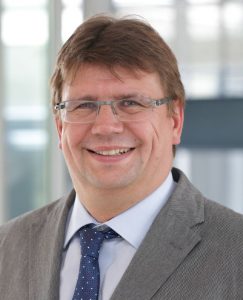 Dr. Andreas Kladroba